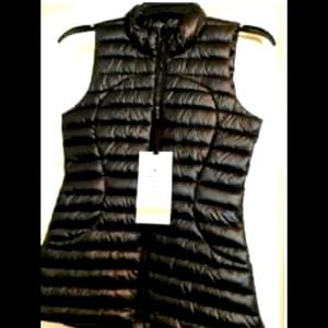 Lululemon pack it down vest womens SZ 2 black
